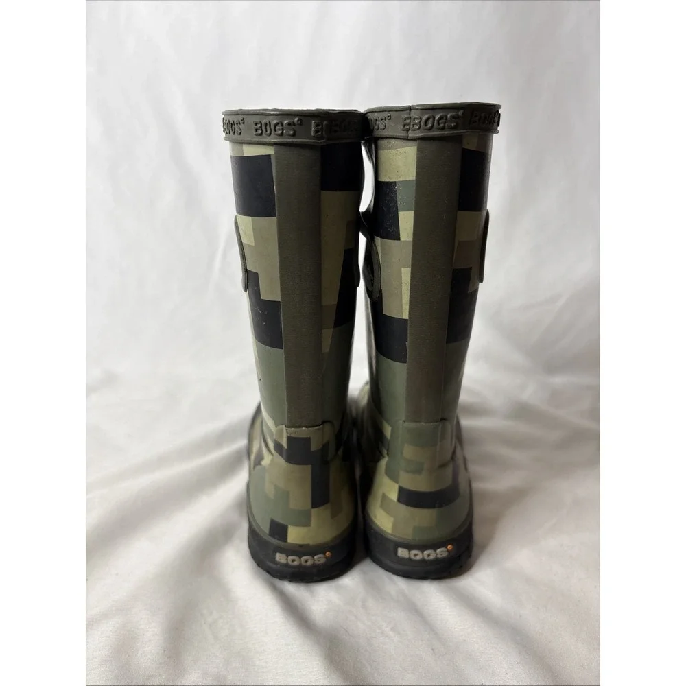 Bogs Kid's Rain Boots Pixilated Green Camo Waterproof 72996-343 Size 13 Gorpcore